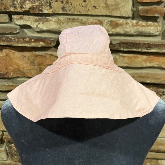 The Blueberry Hill Wide-Brim Sunhat in Pink Salt Cotton and Linen Kids 1-3 Years - Picture 1 of 7